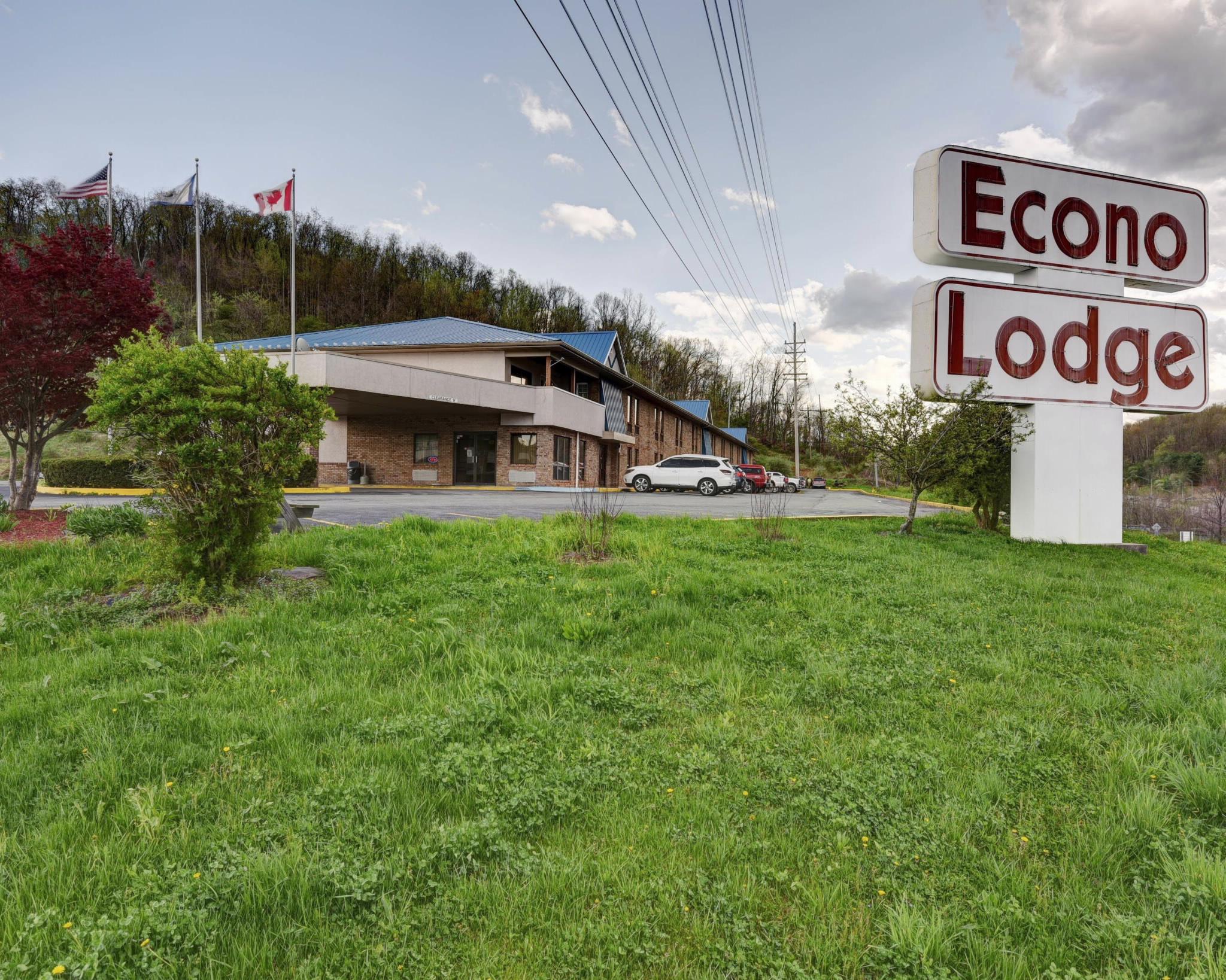 Econo Lodge Моргантаун Екстериор снимка