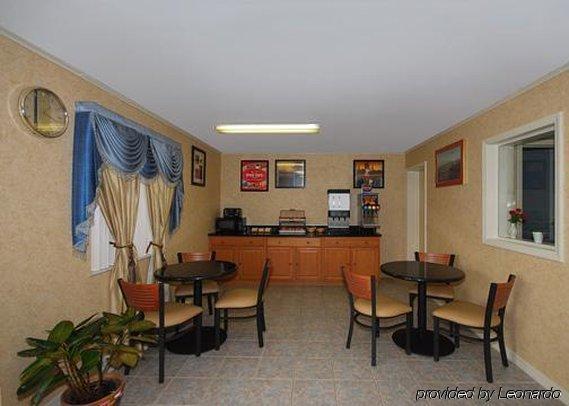 Econo Lodge Моргантаун Ресторант снимка